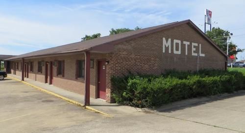 Dry Ridge Motor Inn Eksteriør bilde